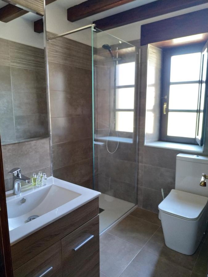Apartamentos Llave De Santillana Santillana del Mar Luaran gambar