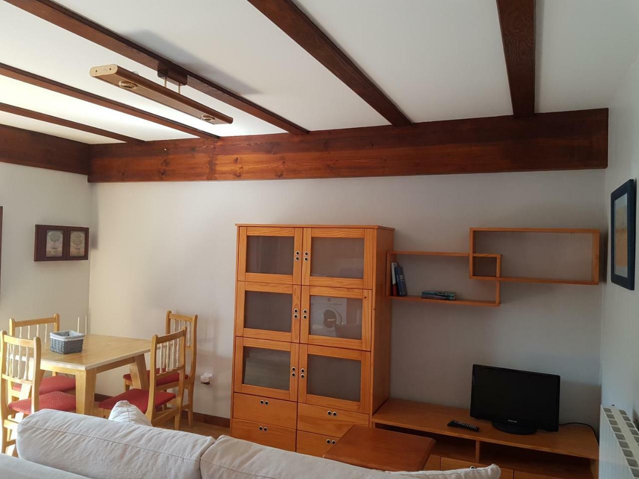 Apartamentos Llave De Santillana Santillana del Mar Luaran gambar